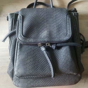 Voliet Ray Mini Croc Backpack